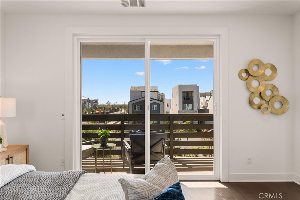 MLS #OC25225907 image #48