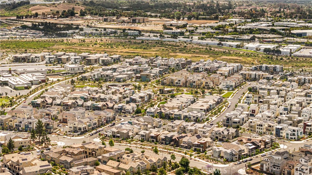 MLS #OC25225907 image #68