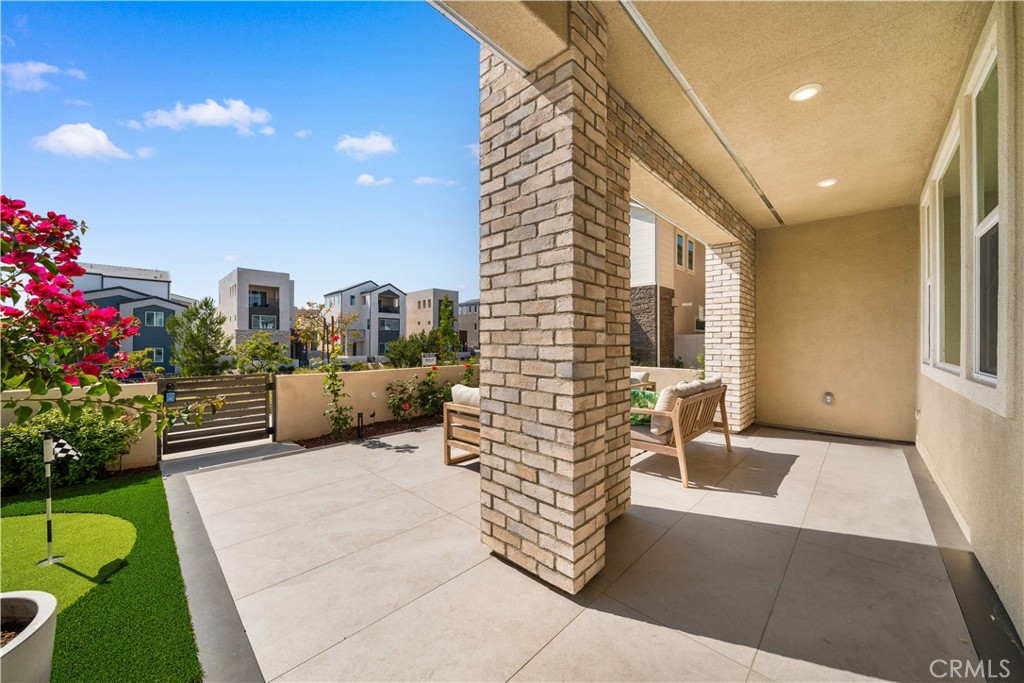 MLS #OC25225907 image #8