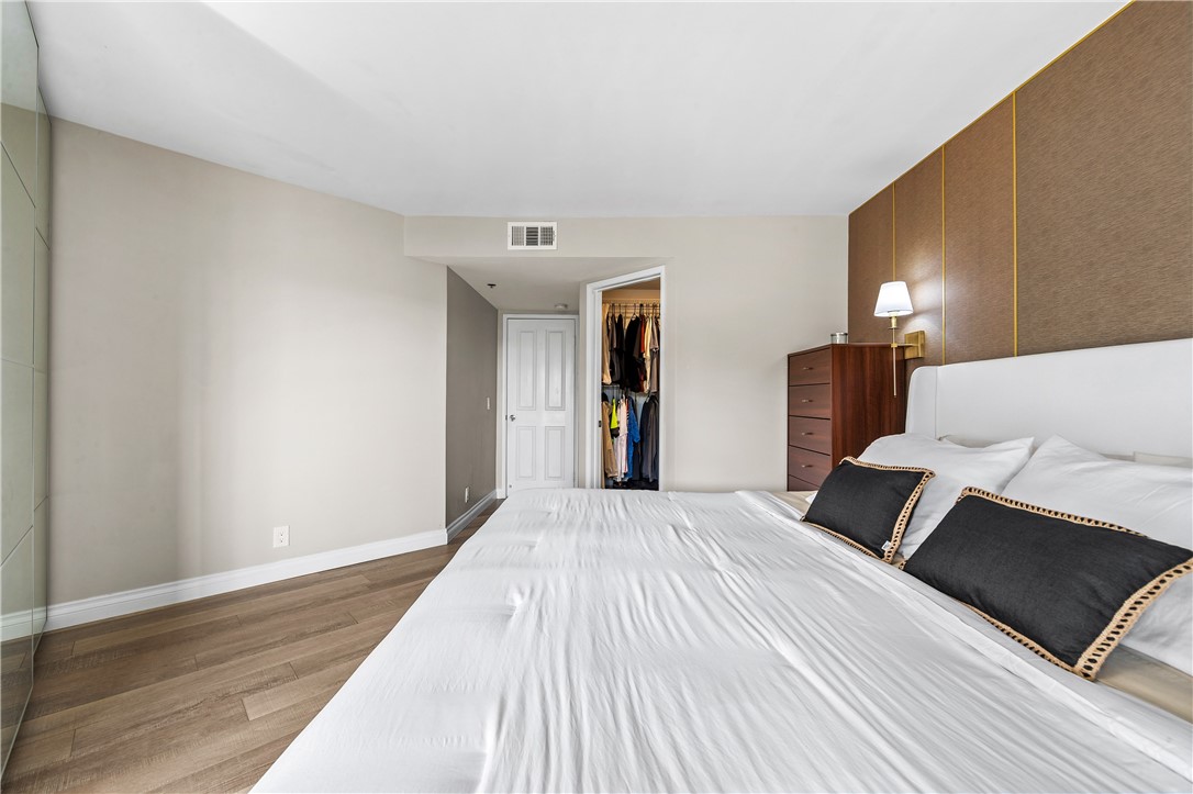 MLS #OC25226103 image #19