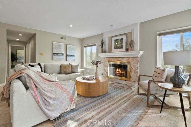 MLS #OC25226121 image #11