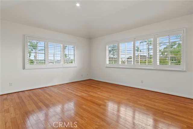 MLS #OC25226121 image #29