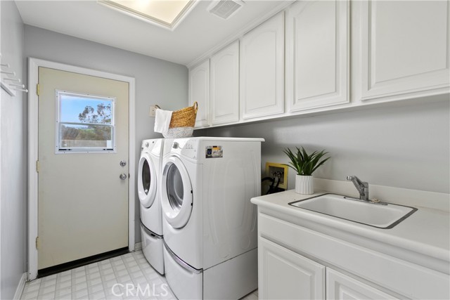 MLS #OC25226121 image #30