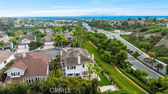 MLS #OC25226121 image #50