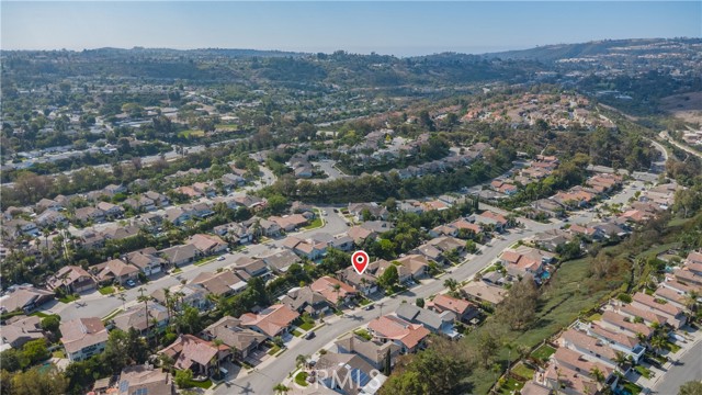 MLS #OC25226168 image #10