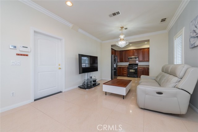 MLS #OC25226172 image #11