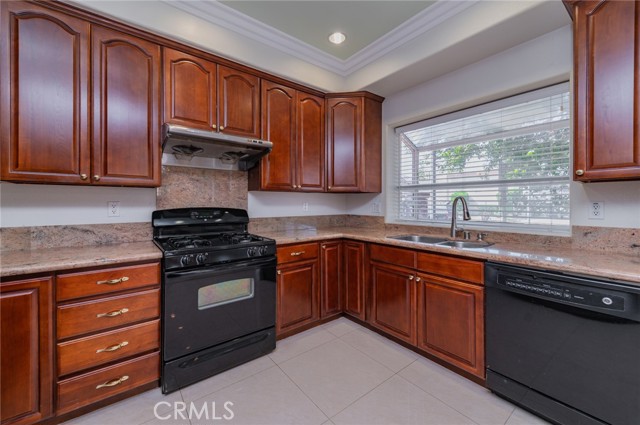 MLS #OC25226172 image #14