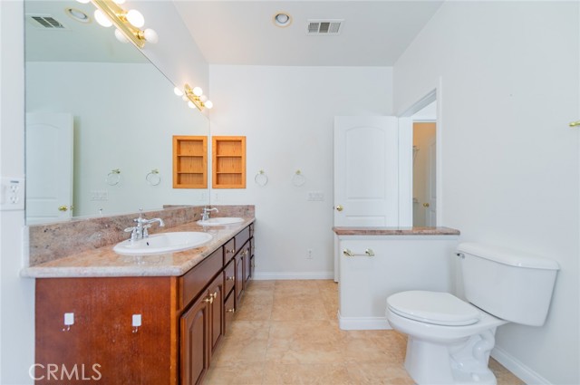 MLS #OC25226172 image #27