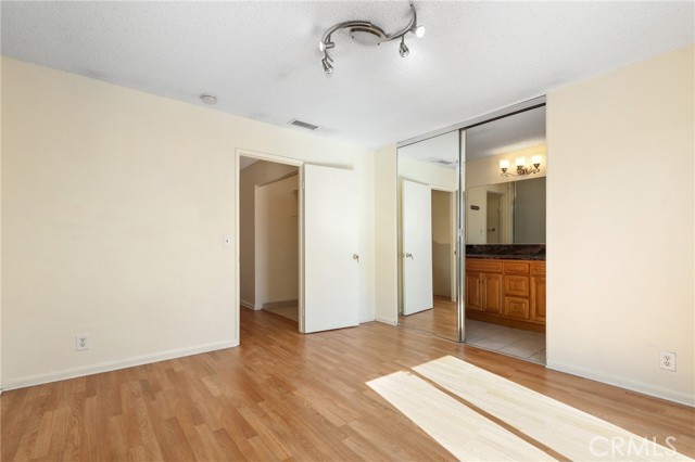 MLS #OC25226290 image #18