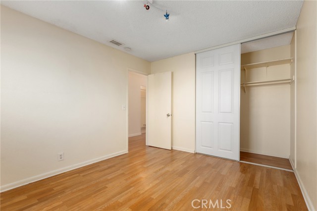 MLS #OC25226290 image #27