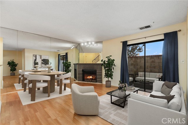 MLS #OC25226290 image #3