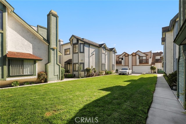 MLS #OC25226290 image #33