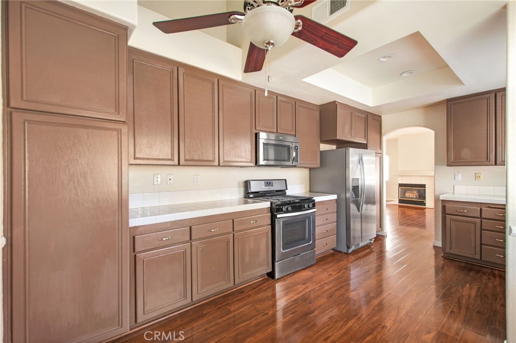 MLS #OC25226345 image #10