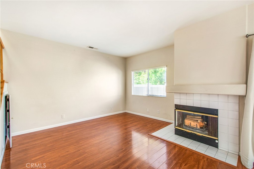 MLS #OC25226345 image #12