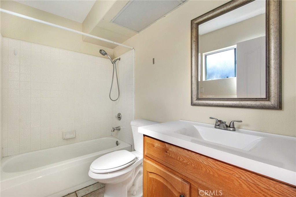 MLS #OC25226345 image #19