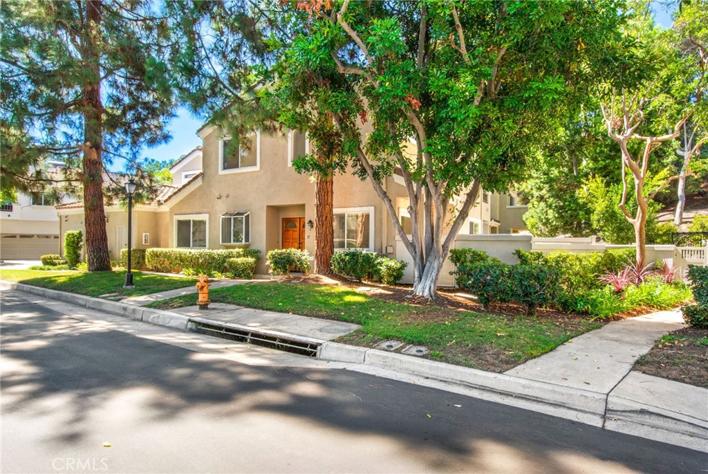 MLS #OC25226345 image #2