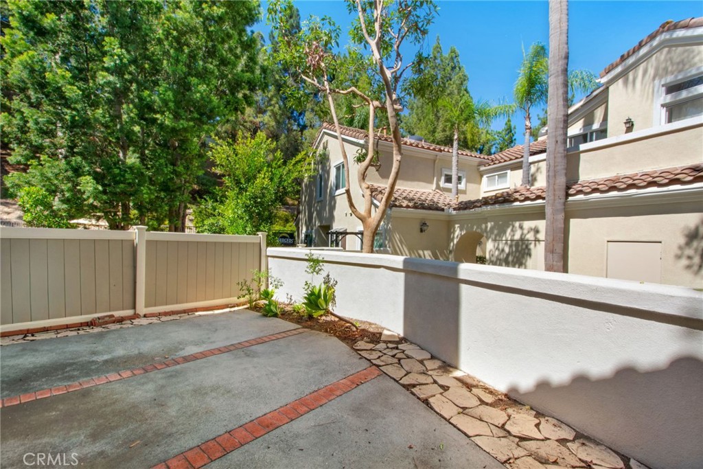 MLS #OC25226345 image #26