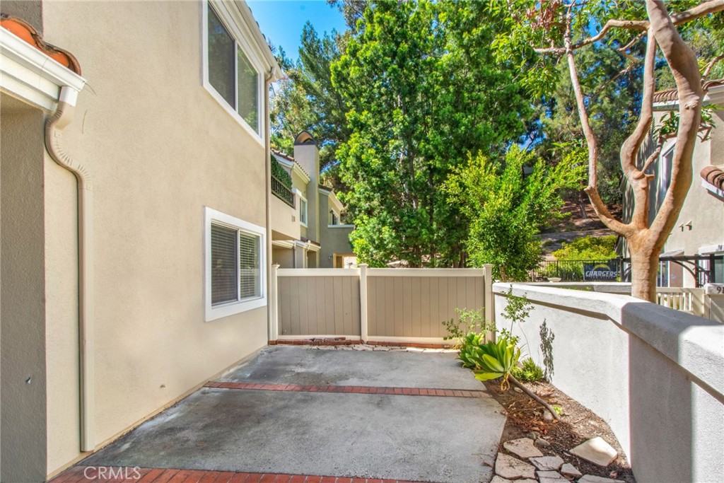 MLS #OC25226345 image #29