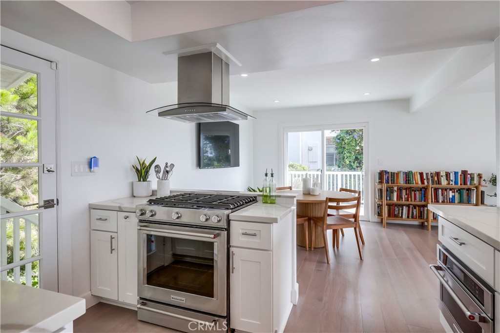 MLS #OC25226355 image #12