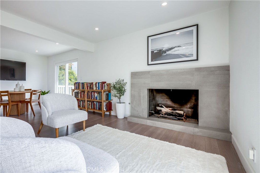 MLS #OC25226355 image #17