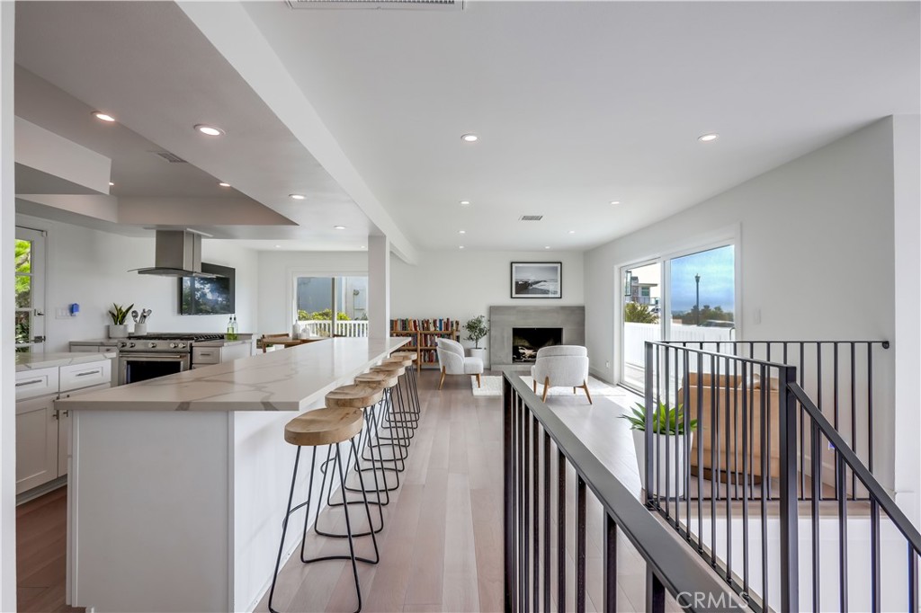 MLS #OC25226355 image #2