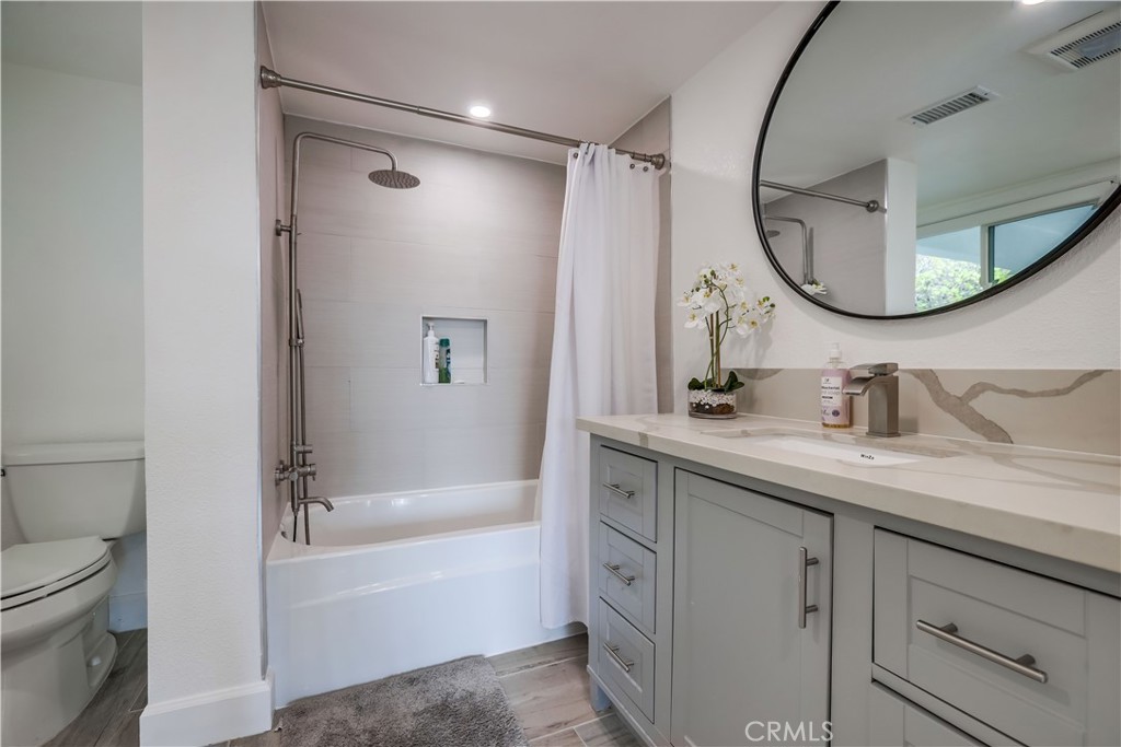 MLS #OC25226355 image #38