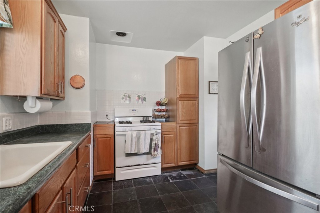 MLS #OC25226385 image #21