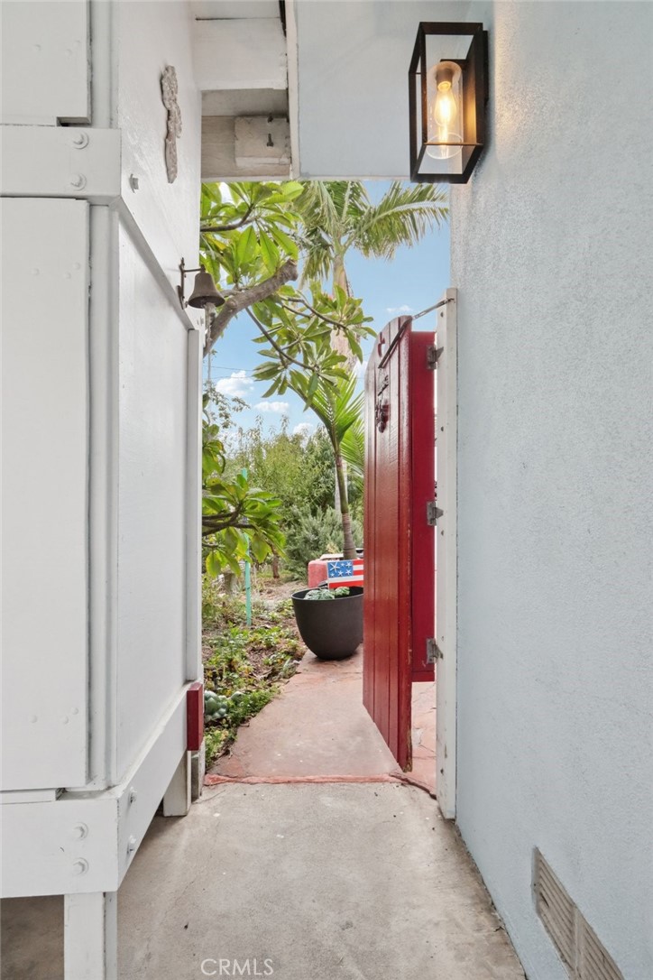 MLS #OC25226385 image #3