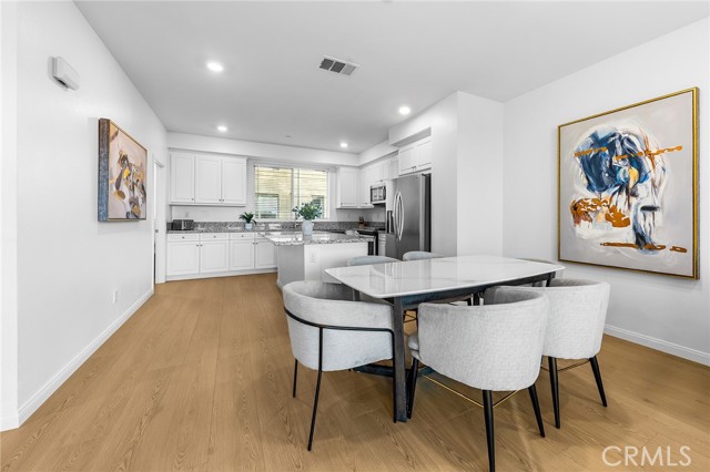 MLS #OC25226415 image #10