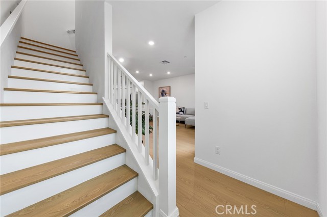 MLS #OC25226415 image #17