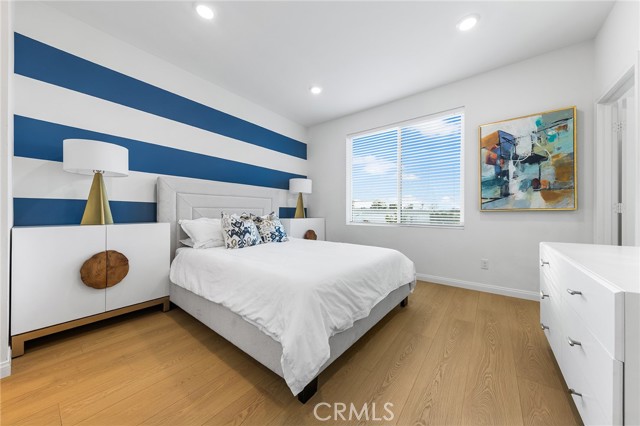 MLS #OC25226415 image #20