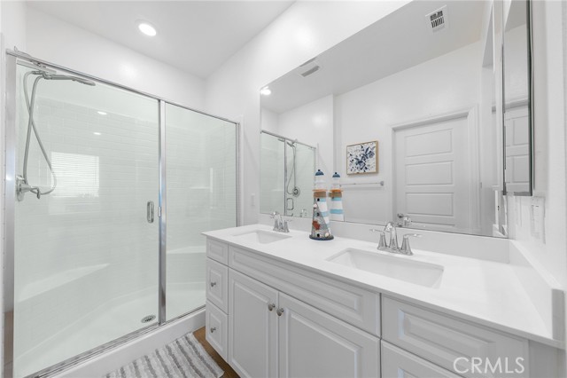 MLS #OC25226415 image #23