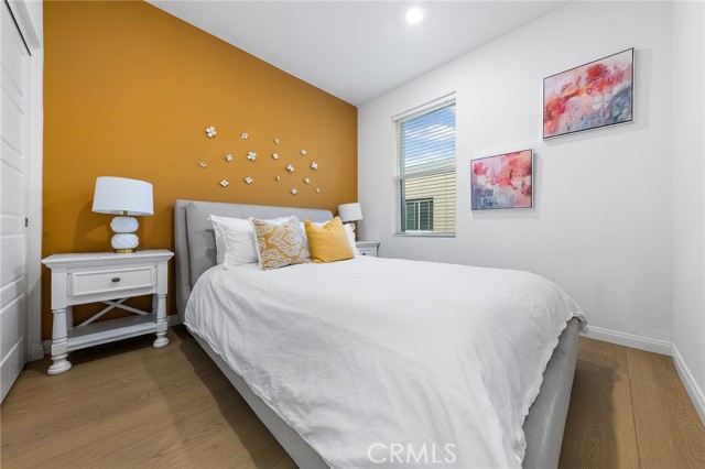 MLS #OC25226415 image #25