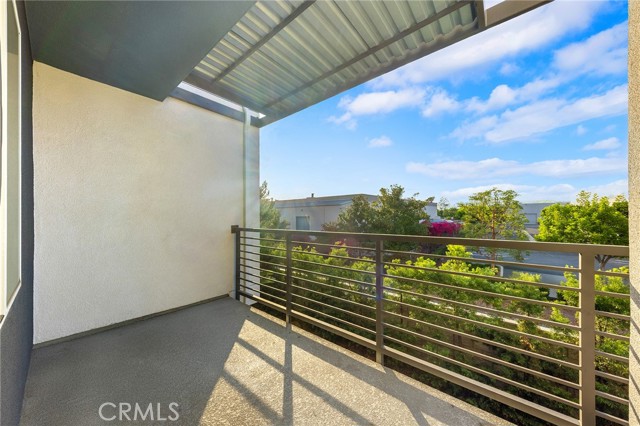 MLS #OC25226415 image #9