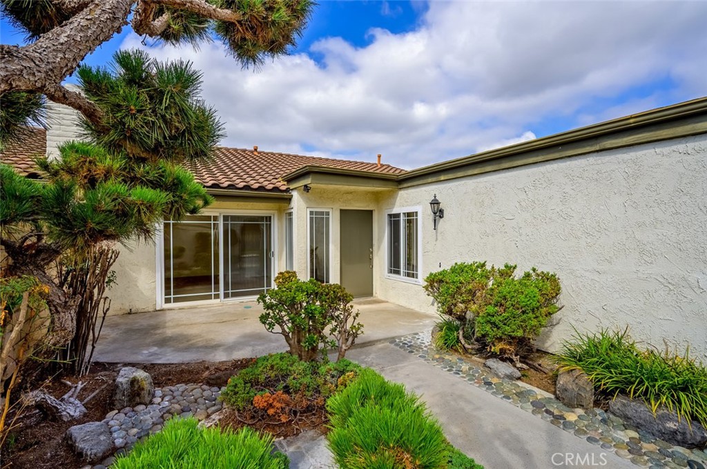 MLS #OC25226511 image #29