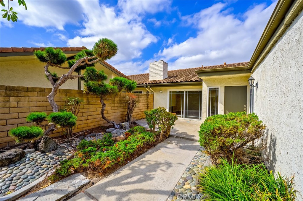 MLS #OC25226511 image #3