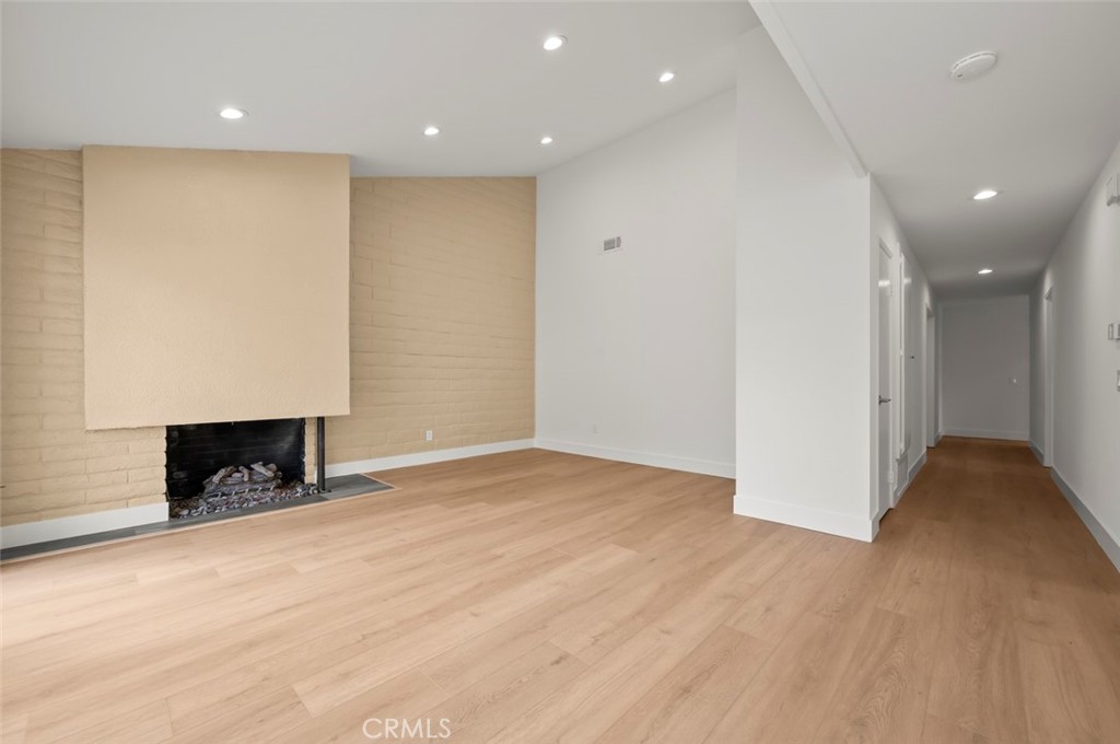 MLS #OC25226511 image #35