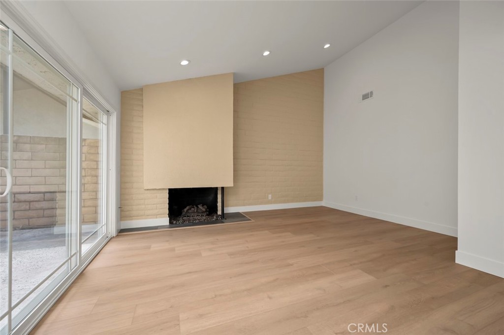 MLS #OC25226511 image #38