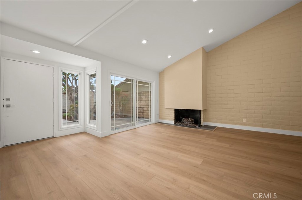 MLS #OC25226511 image #39