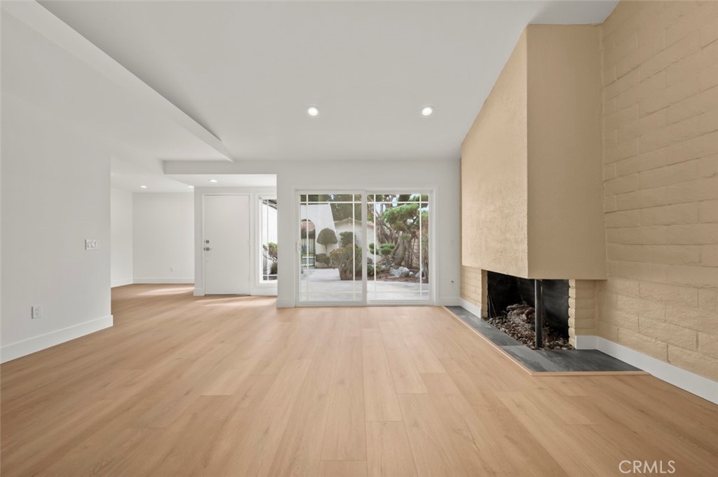 MLS #OC25226511 image #40