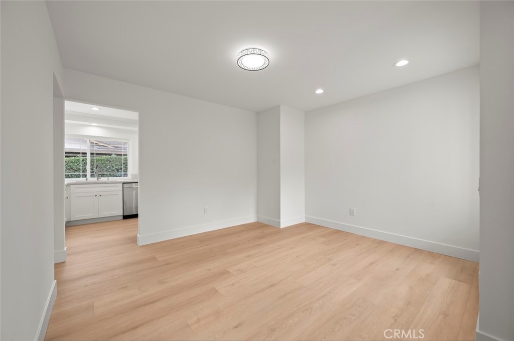 MLS #OC25226511 image #42