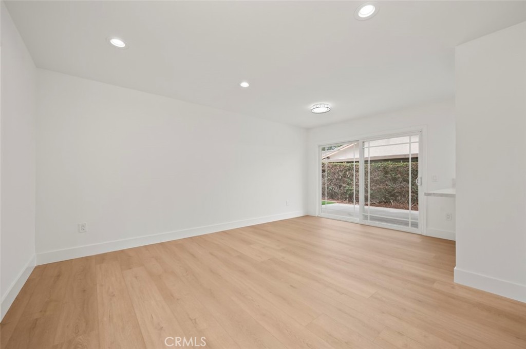 MLS #OC25226511 image #45