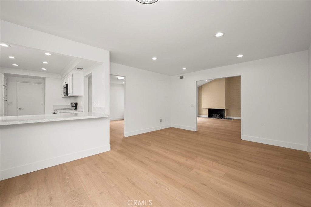 MLS #OC25226511 image #47