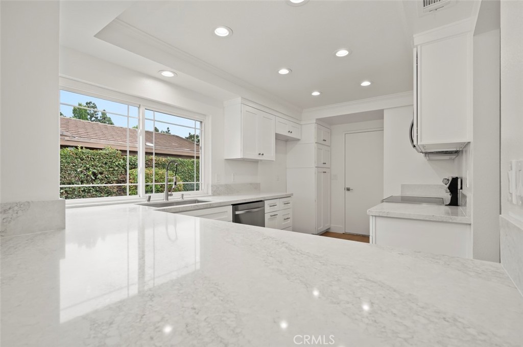 MLS #OC25226511 image #48