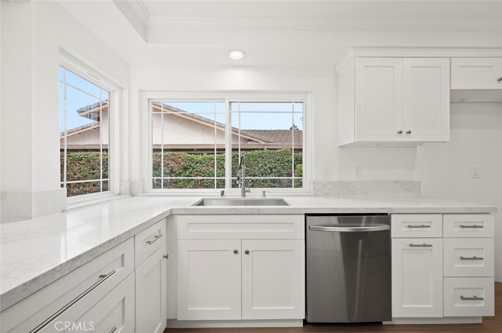 MLS #OC25226511 image #49