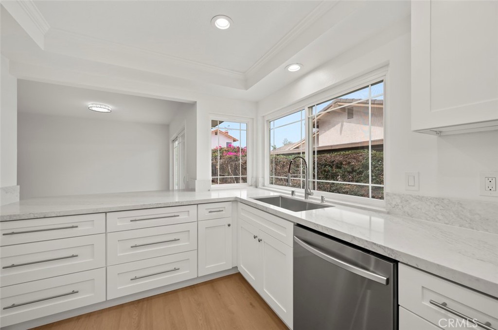 MLS #OC25226511 image #51