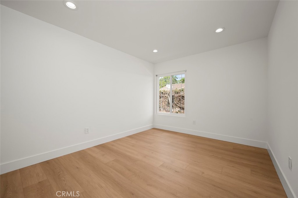 MLS #OC25226511 image #57