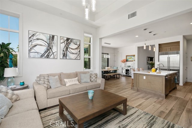 MLS #OC25226554 image #10