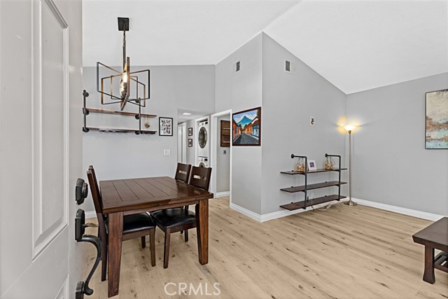 MLS #OC25226555 image #4