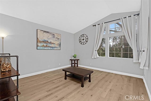 MLS #OC25226555 image #5